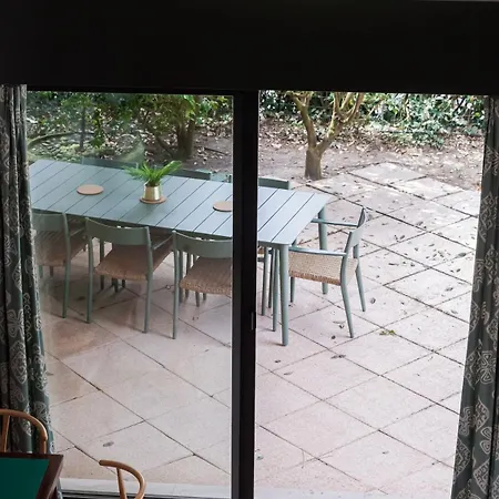 Villa Between Pines 8 People Pereire