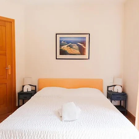 Between Pines 8 People Pereire Villa *
